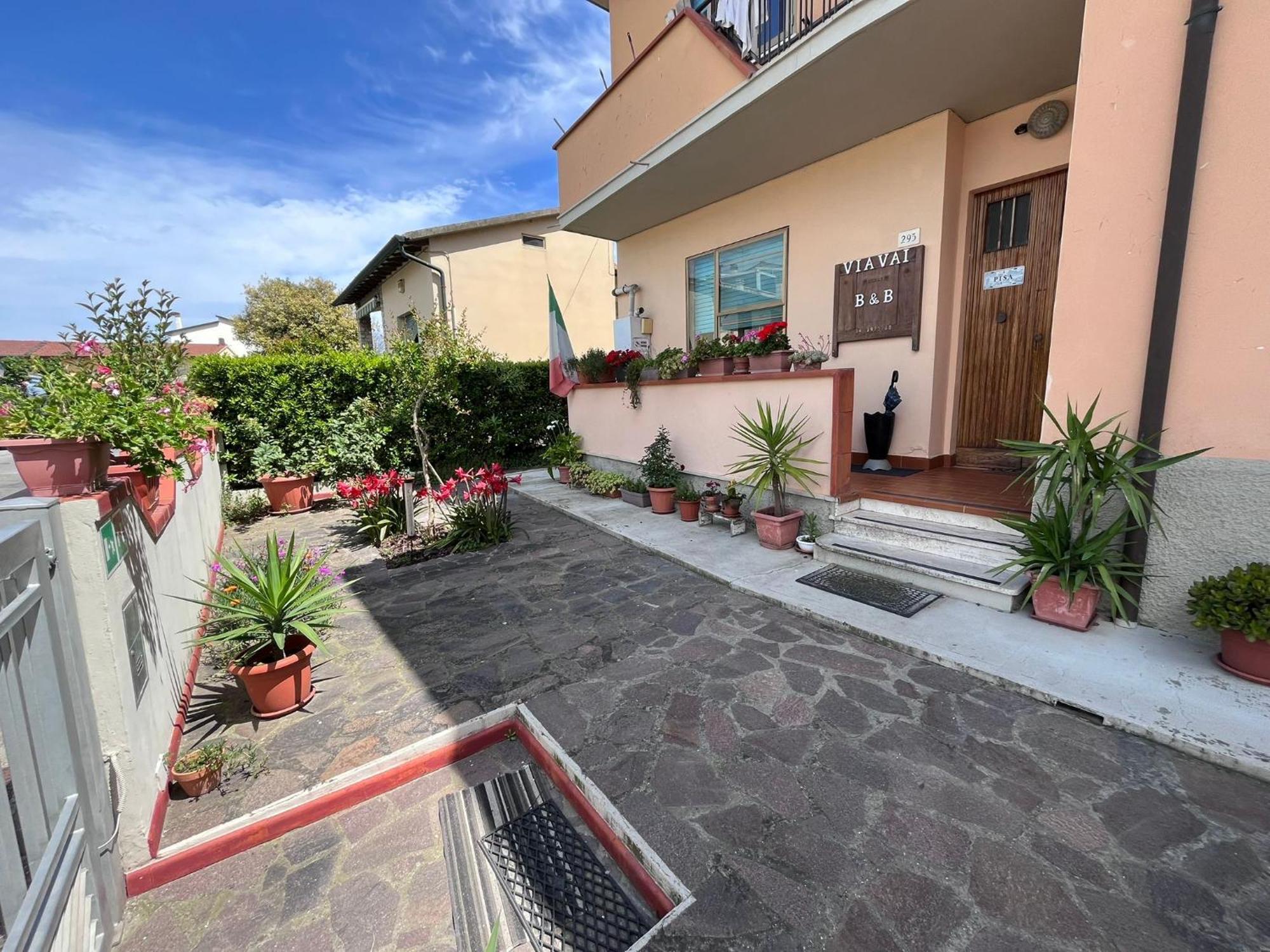 Hotel Via Vai Pisa Exterior foto